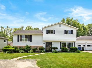 3958 E Lake Rd, Sheffield Lake, OH 44054