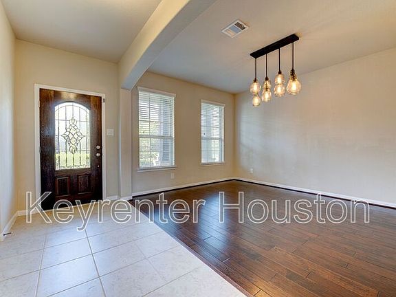 2nd image of 9722 Victoria Rose Ln