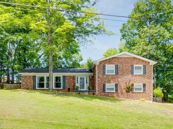2476 Wildwood Dr, Kingsport, TN 37660