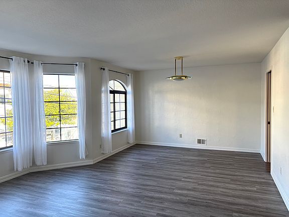 Main Living Area (Right Side)