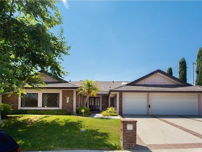 6001 Woodland View Dr, Woodland Hills, CA, 91367