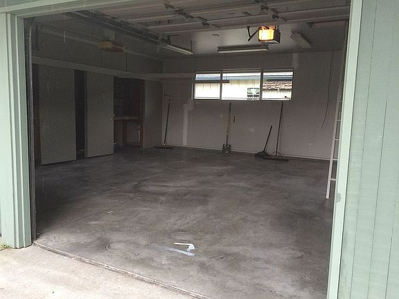 Large 2 car garage