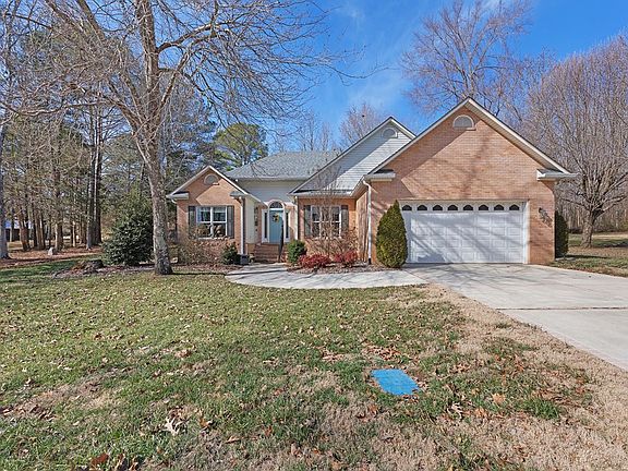 3rd image of 230 Krista Cv