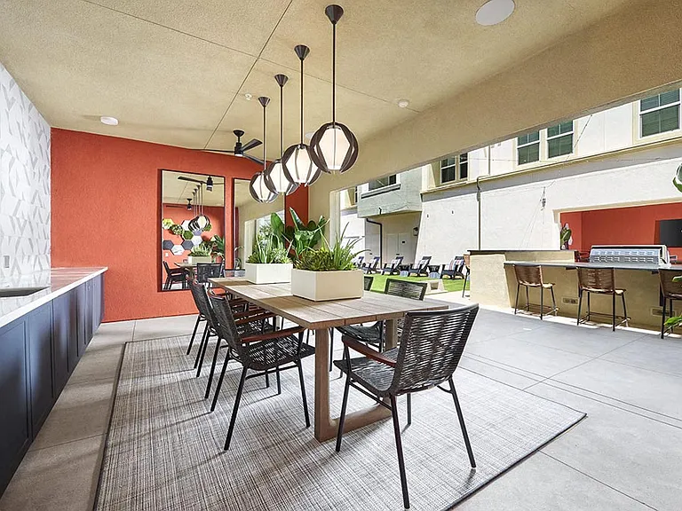 Citron Apartment Homes — Photo 9