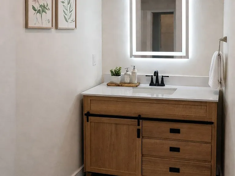 Main Bath