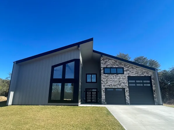 354 W Canterbury Dr, Bronston, KY 42518