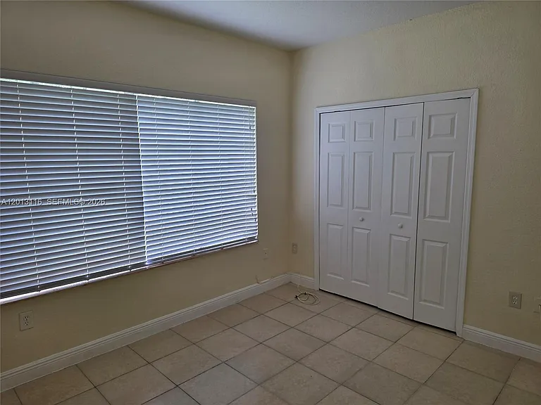 1371 NW 9th Ct — Photo 7