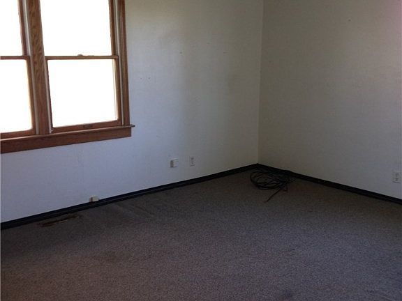 5th image of 48085 Homestead Blvd