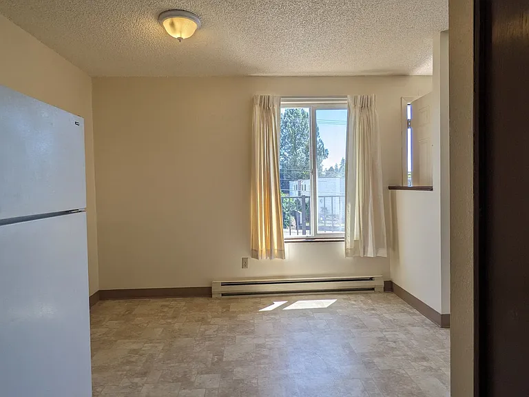 Chelsea Manor Apartments — Photo 60