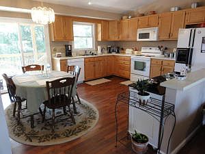 3rd image of 3713 Glade Hill Cir