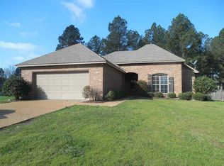 117 Cedar Green Dr, Canton, MS