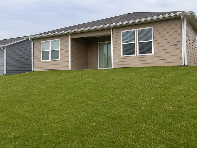 305 McCleary Ln — Photo 3