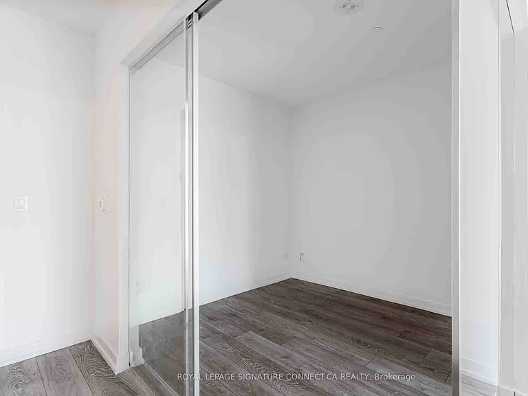3100 Keele St #423 — Photo 5
