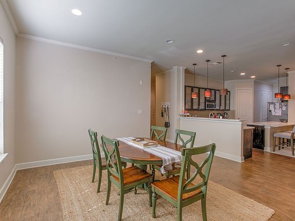 3rd image of 2800 Sandage Ave #208