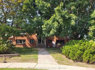 1 Sunnylea Cres #107, Guelph, ON N1E1W1