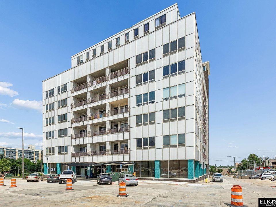 1st image of 3000 Farnam St APT 8F
