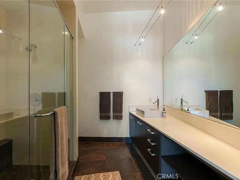 13320 Beach Ave #301 — Photo 19