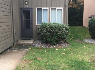 422 Emmett St APT A, Bristol, CT 06010