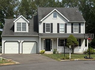 706 Colin Ct, Royersford, PA 19468