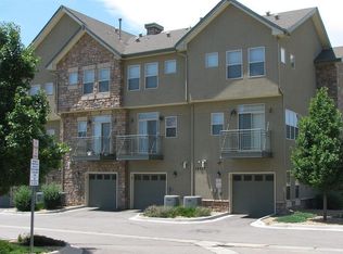 18717 E Yale Cir UNIT B, Aurora, CO 80013