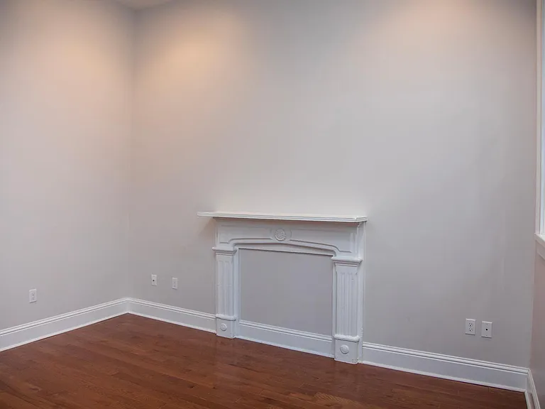 403 S Lopez St — Photo 17