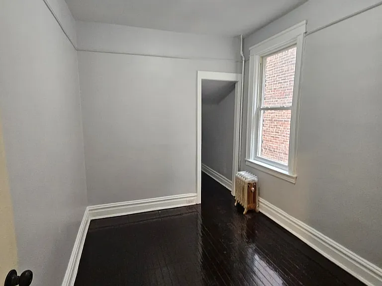 211 Grant Ave #1G — Photo 7