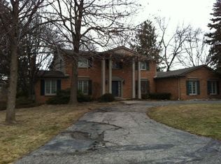 4502 Ranch Ln, Bloomfield Hills, MI 48302