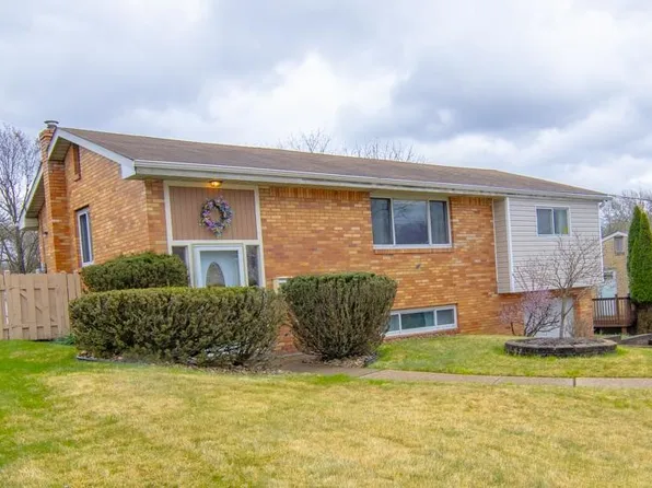146 Yosemite Dr, Pittsburgh, PA 15235