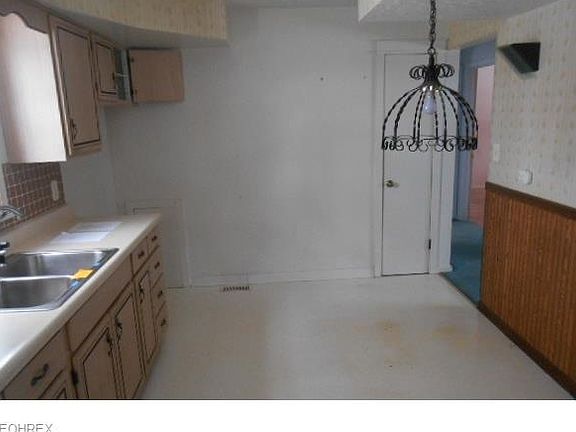3rd image of 6473 Claudia Dr
