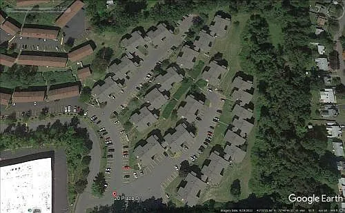 Bayberry Crest Apartments — Photo 2
