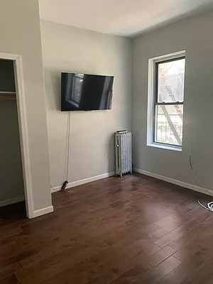 Rented by Heritage Realty LLC | media 11