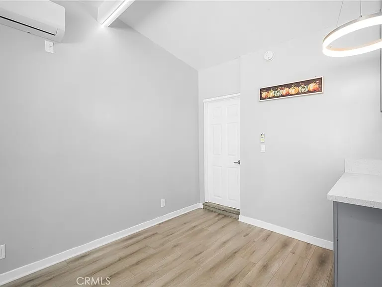 13840 Community St — Photo 8