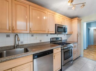 6040 Boulevard East #33L, West New York, NJ 07093