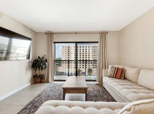 4242 NW 2nd St APT 906, Miami, FL 33126