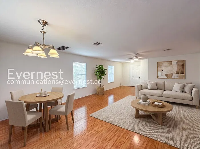 3 bed, 3.0 bath, 2068 sqft, $2,100 — Photo 2