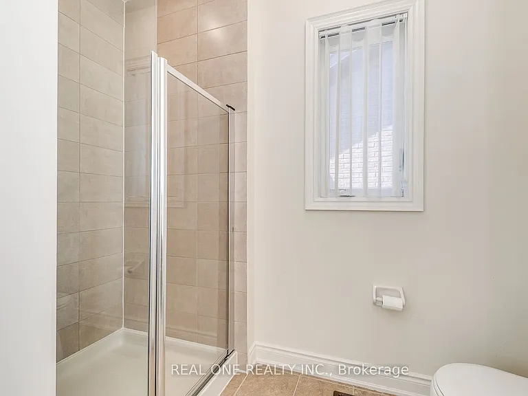 134 Goodwin Cres — Photo 28