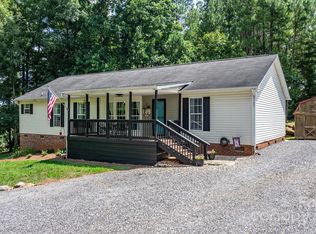 4358 Bart Lee St, Claremont, NC 28610