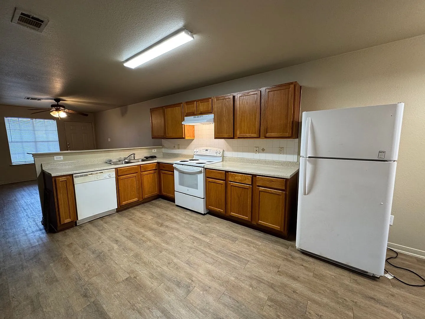 408 Brittney Way — Photo 4
