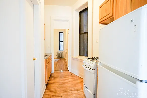 Rented by City Connections Realty | media 30