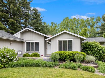 8170 Talaria Ter, Kalamazoo, MI, 49009