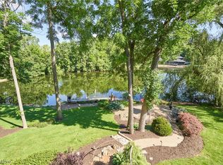 2793 Greenspire Cir, Akron, OH 44333