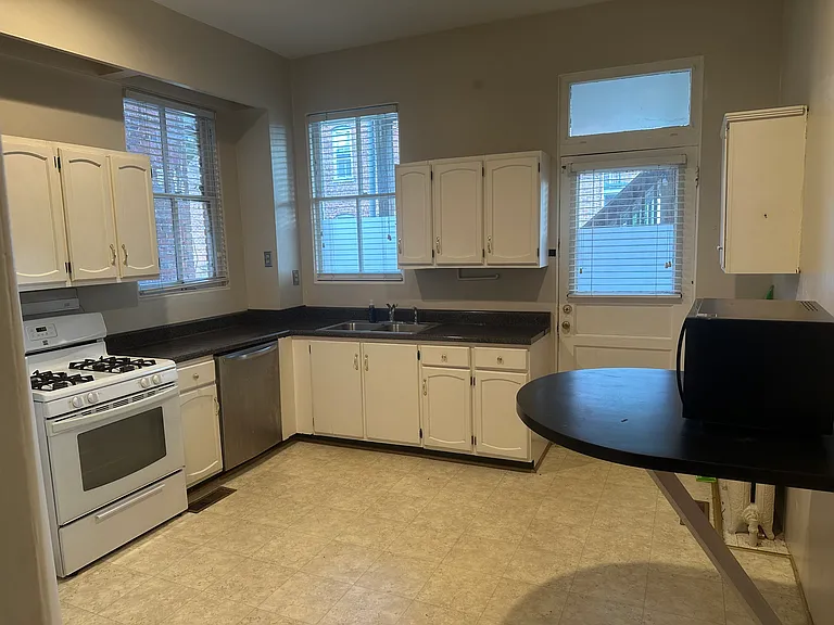 2507 Stuart Ave #1 — Photo 11