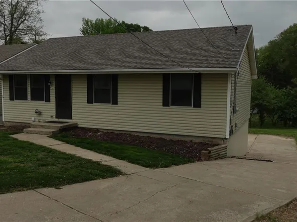 4724 N Oakley Ave, Kansas City, MO 64117