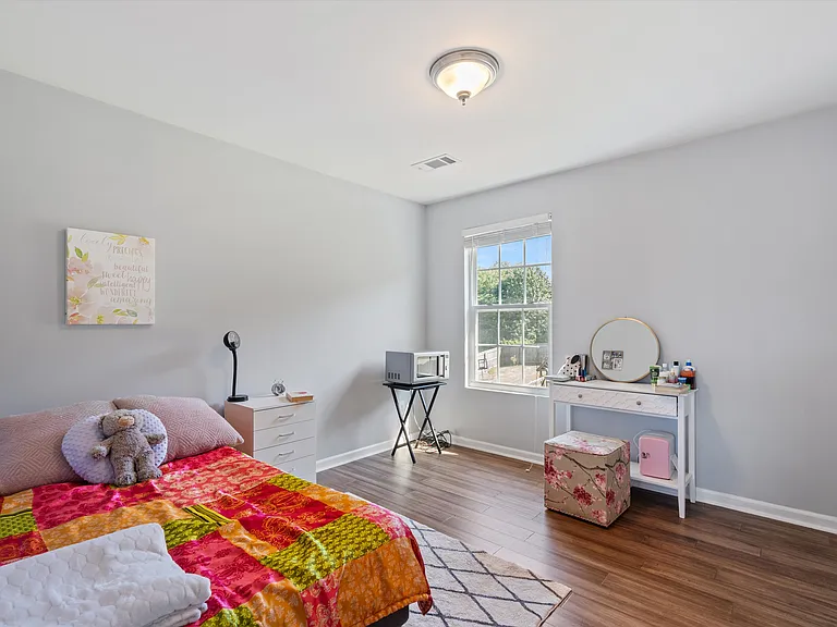 636 Wolfeboro Ln — Photo 31