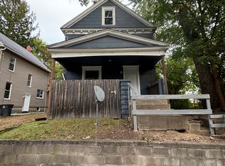 977 Raymond St, Akron, OH 44307