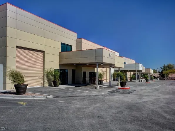 3355 Clayton St, North Las Vegas, NV 89032