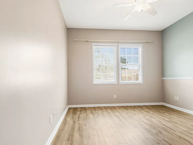 103 Amherst Way — Photo 13