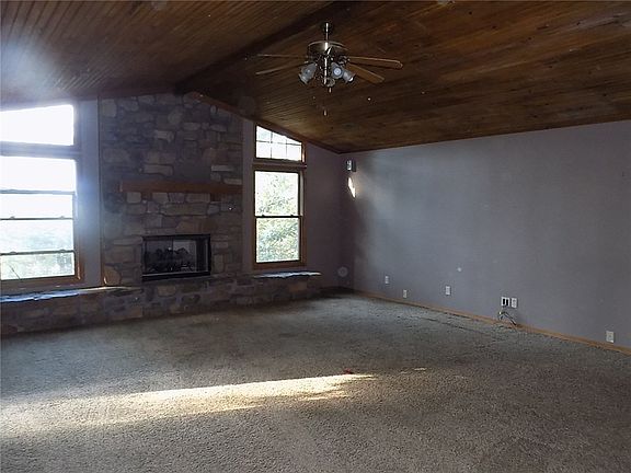 2nd image of 4307 Campground Ln