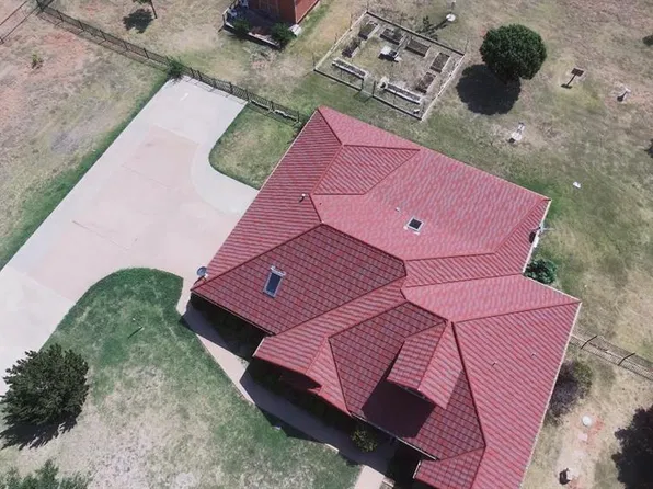 594 NE Valley View Rd, Lawton, OK 73507