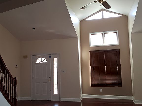 2nd image of 119 Nursery Dr
